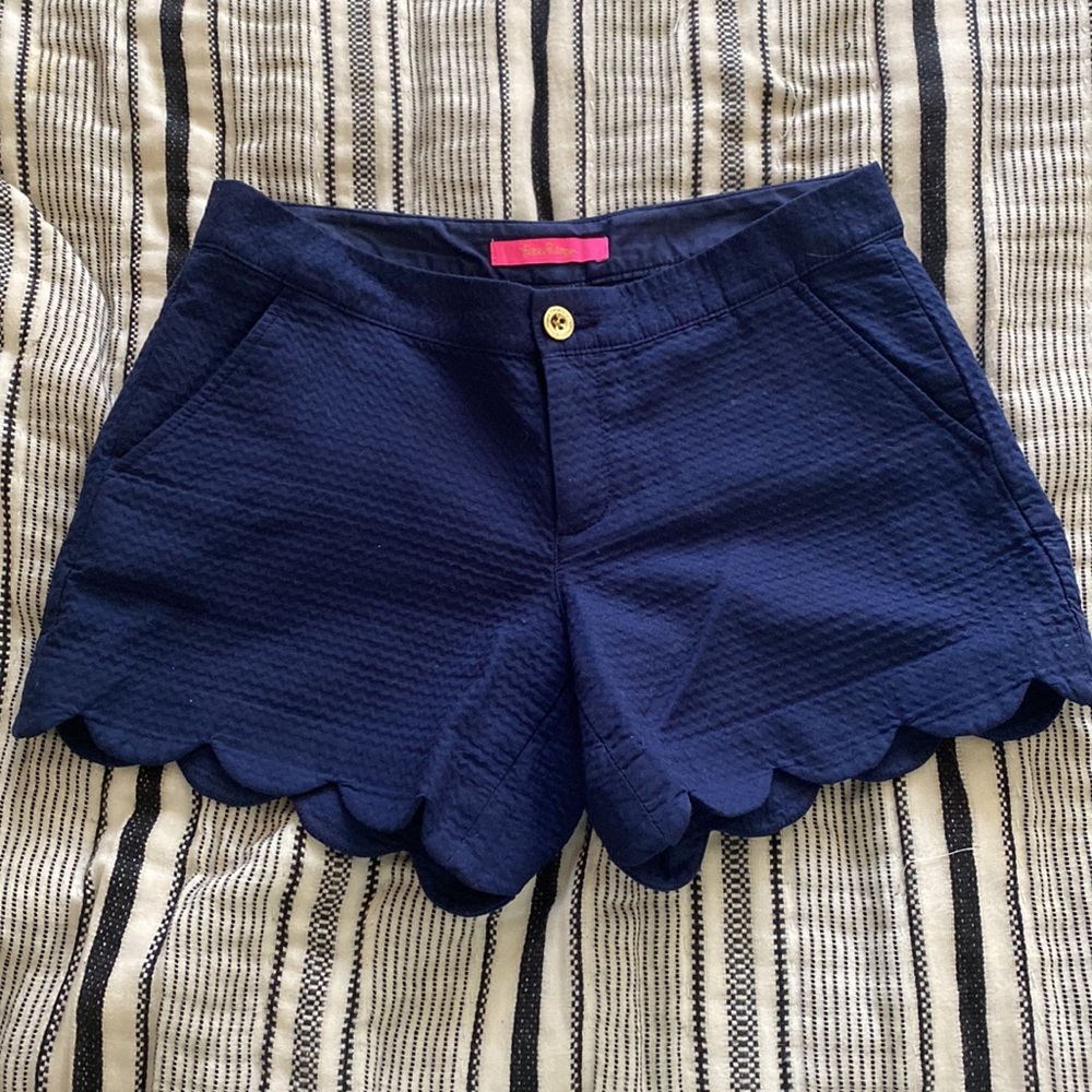 Lilly Pulitzer scalloped shorts